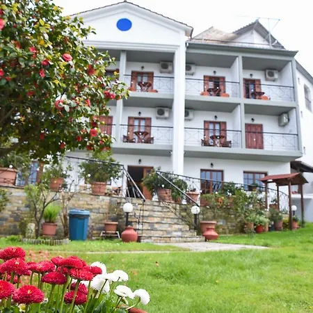 Eleana Hotel 2*