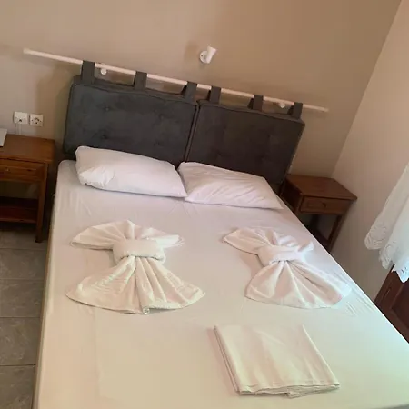 Eleana Hotel 2*