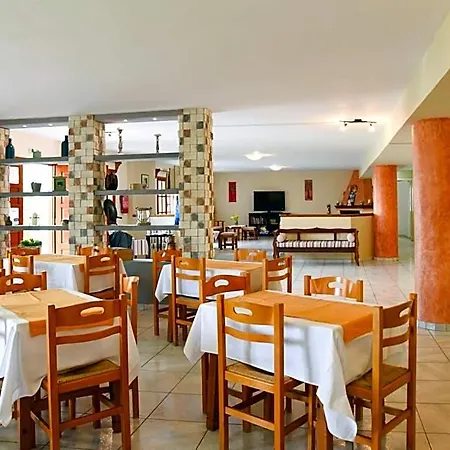 Eleana Hotel
